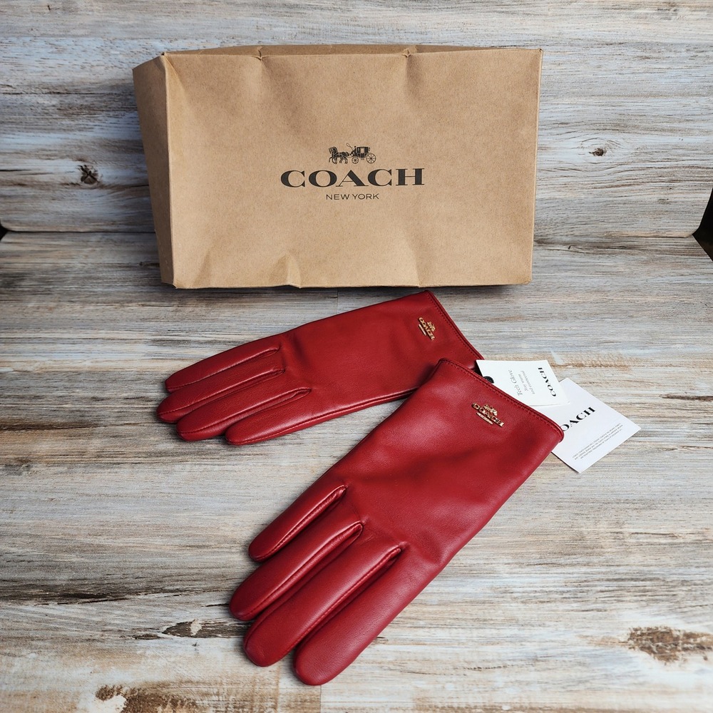 Coach Women Red Leather Tech Gloves Horse and Carriage Logo CB434 Size 6.5